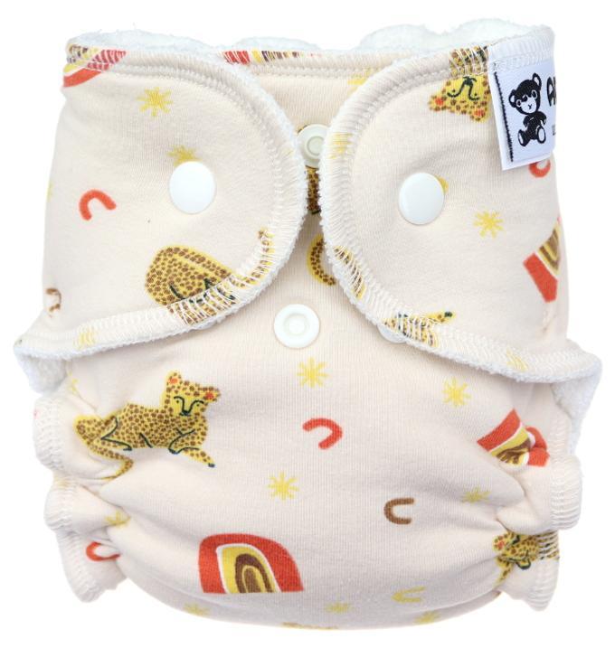 Cheetah and rainbow Fitted diaper with snaps